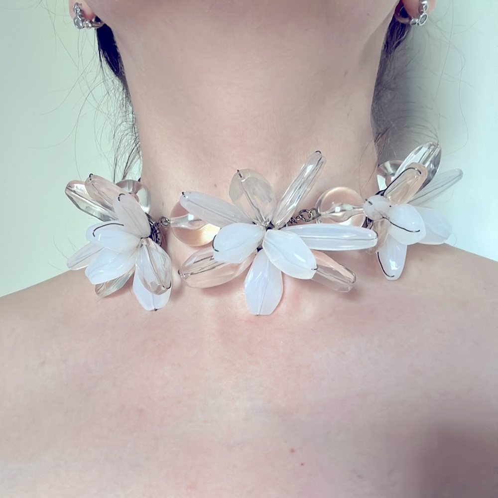 Beautiful Floral Necklace By Baublebar
